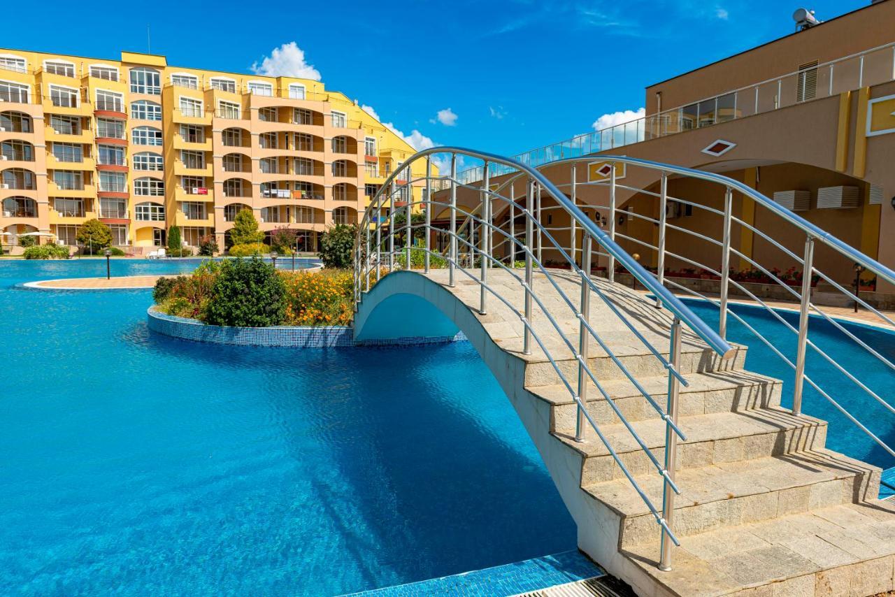 Menada Grand Resort Apartments Aheloy Exterior foto