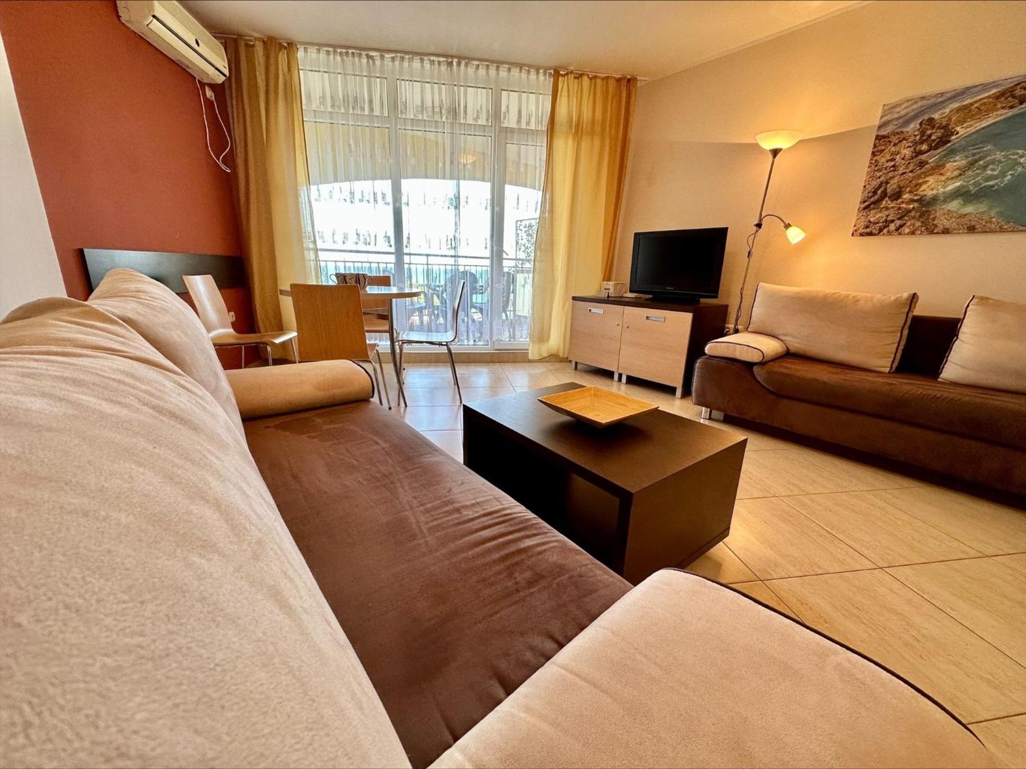 Menada Grand Resort Apartments Aheloy Exterior foto