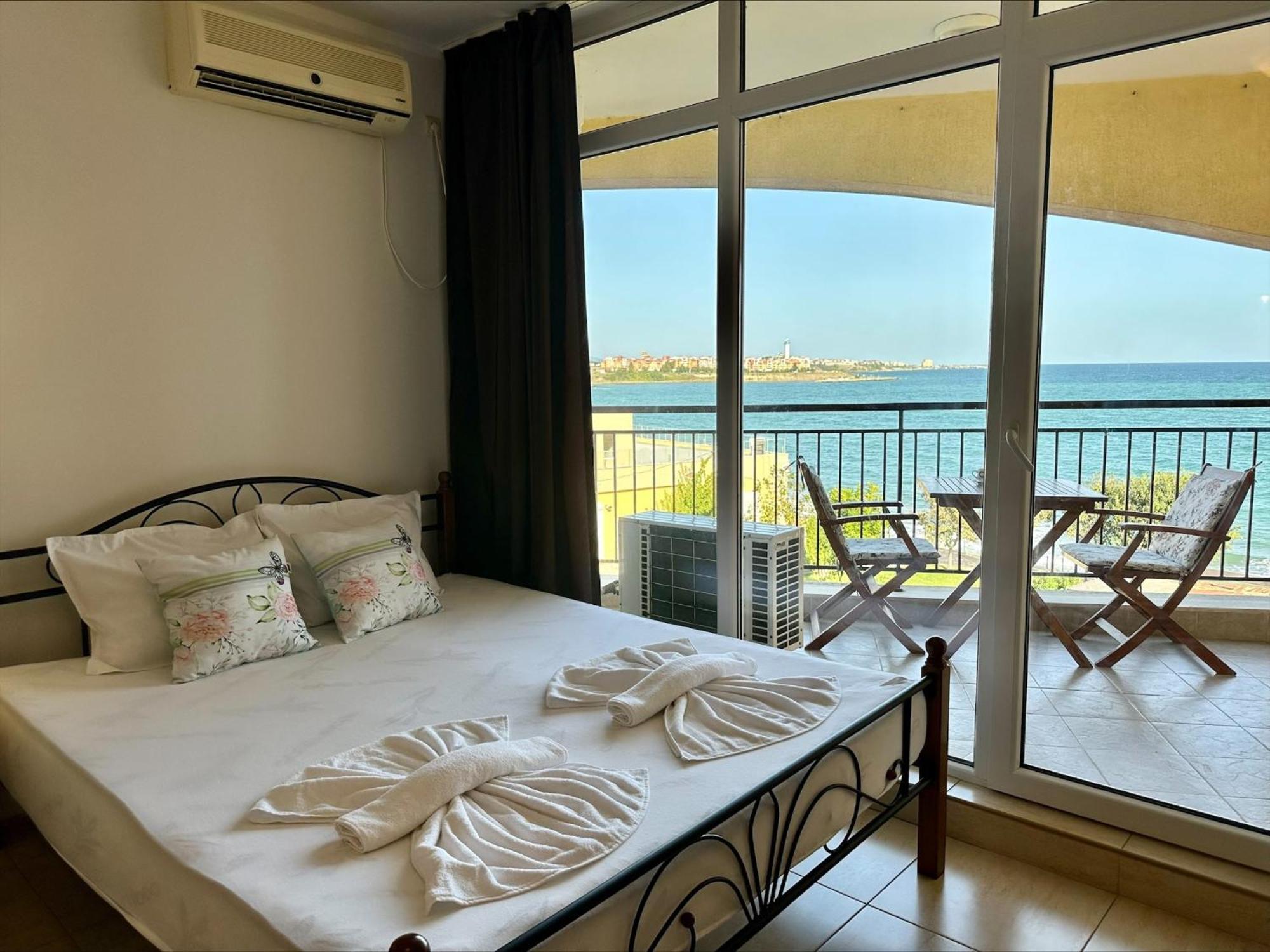Menada Grand Resort Apartments Aheloy Quarto foto