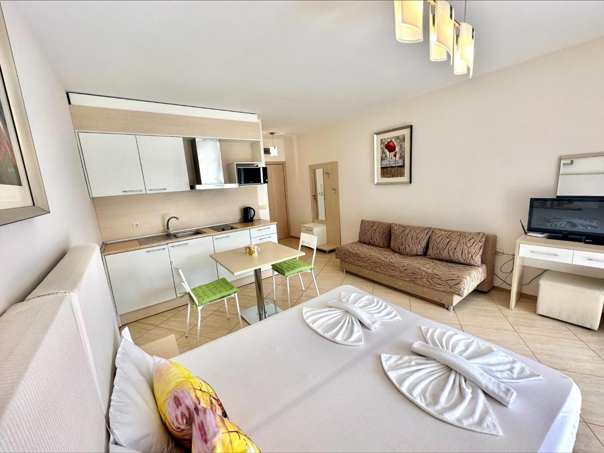 Menada Grand Resort Apartments Aheloy Quarto foto