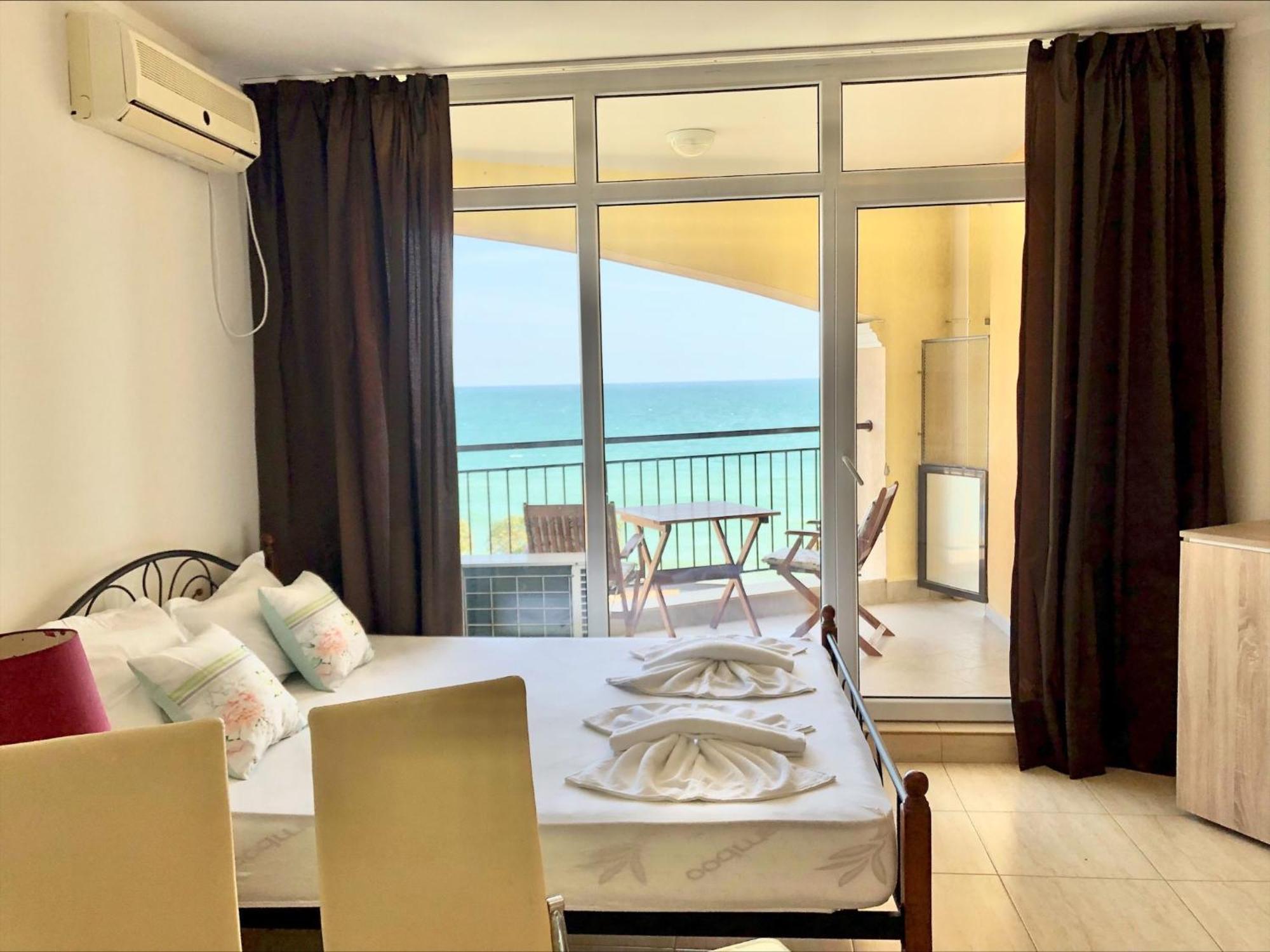 Menada Grand Resort Apartments Aheloy Quarto foto