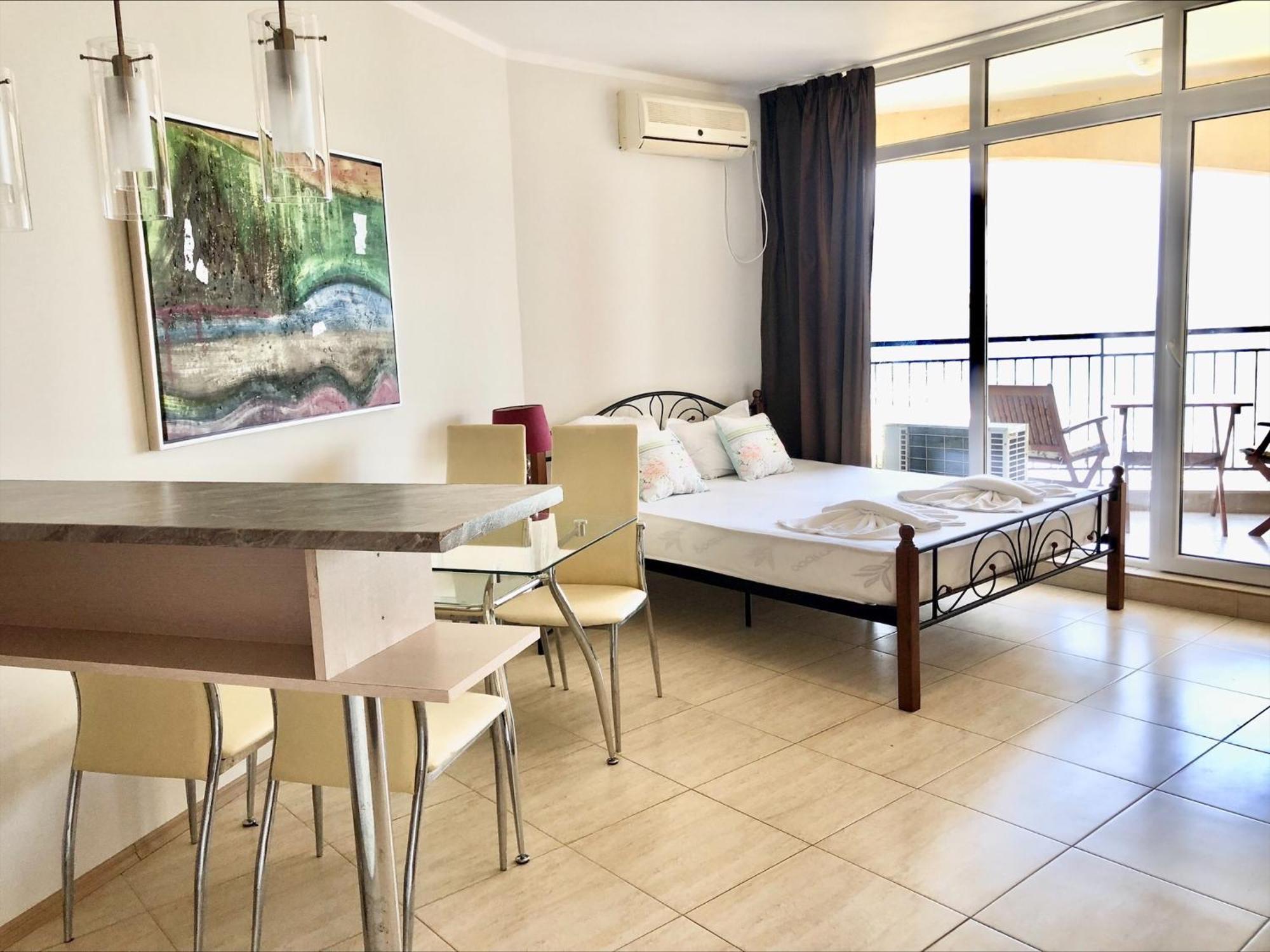 Menada Grand Resort Apartments Aheloy Quarto foto